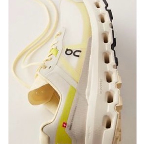 On Cloudvista2 - Picture 2 of 11